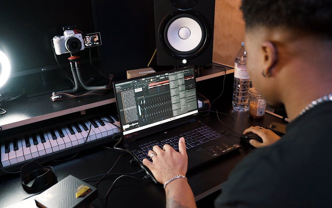 pov youre a music producer in london