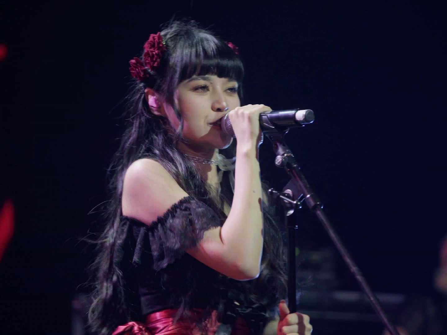 【现场/记录】20231130 上海南梦宫 人造星星 live show 庞雪倩 逆光