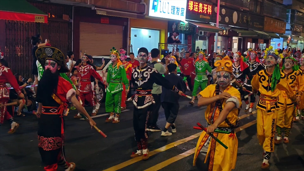 [图]「有余皆好」恭祝关圣帝君诞辰1864周年 拍摄于广东汕尾城区四马路路段20240617 夏日激情贺关诞，暖风送爽游汕欢！