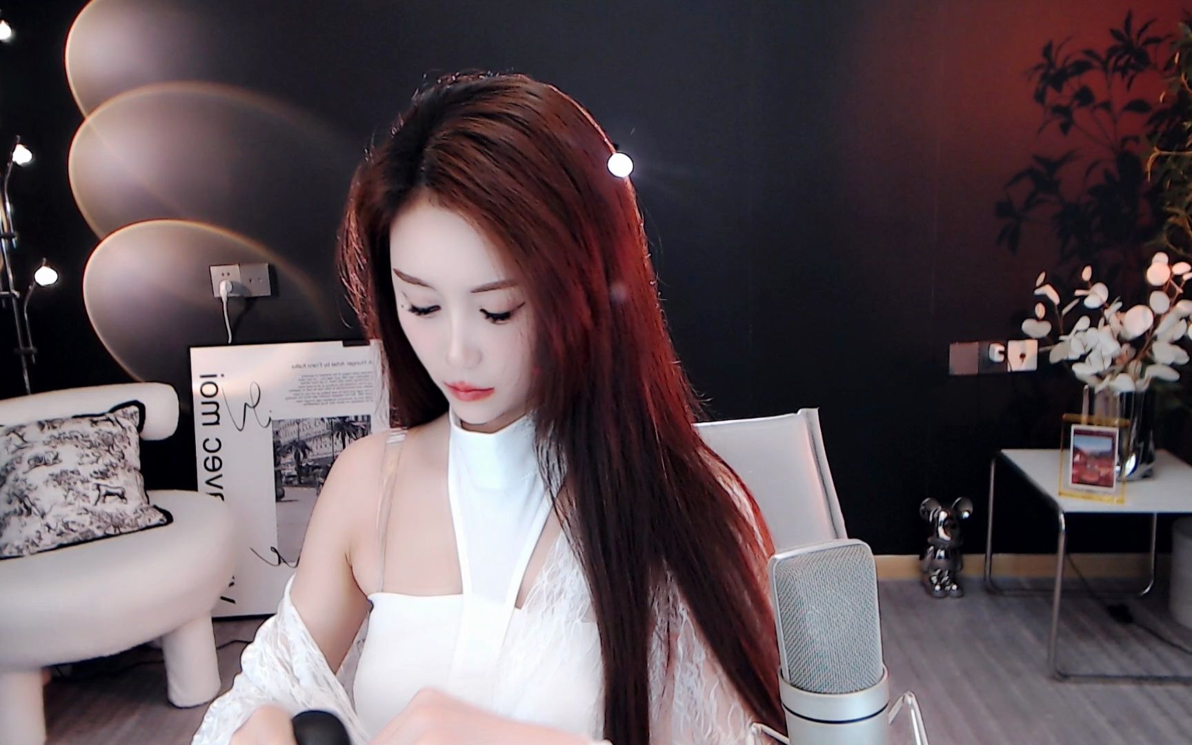 【miu】苏晓 2023-05-27 21-01-53