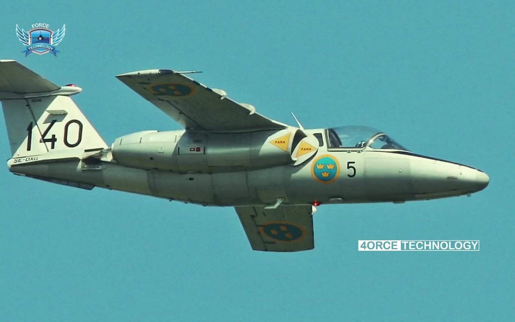 瑞典萨博105高级教练机