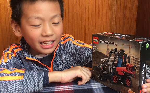 【心爱乐高】lego42116滑移装载机(推土机)