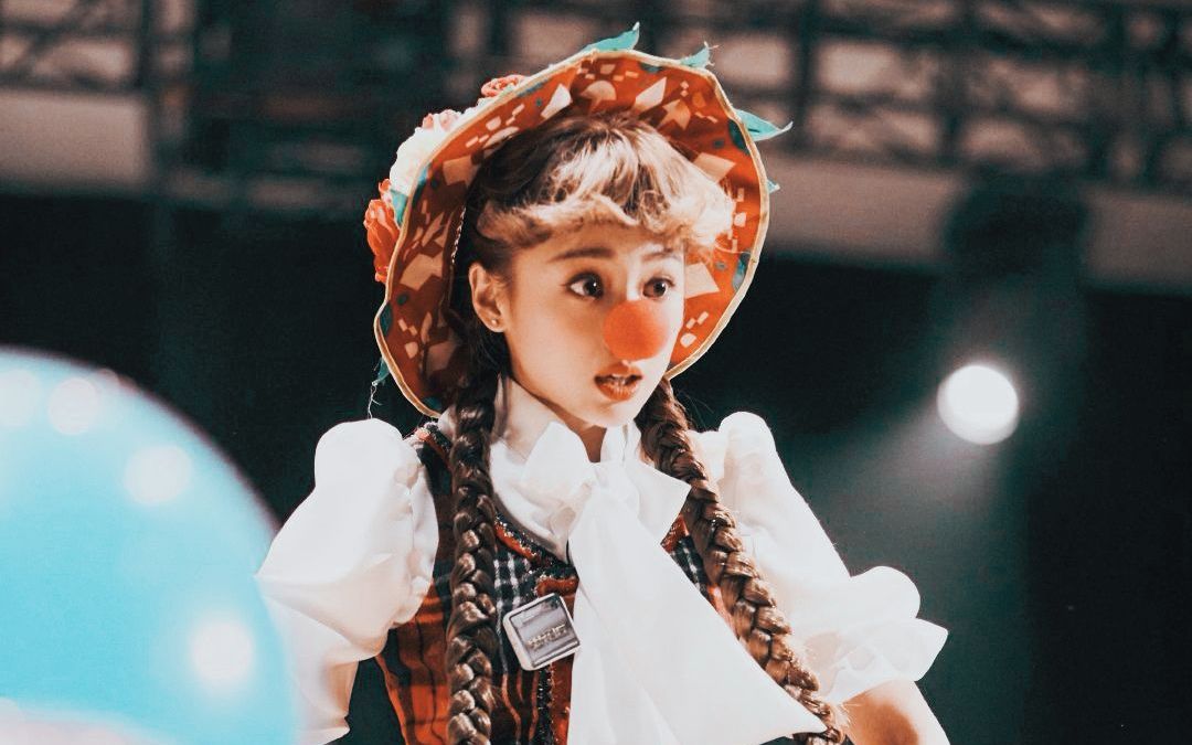 【鬼鬼吴映洁】侦探界的小甜豆 可爱的正确打开方式_哔哩哔哩_bili