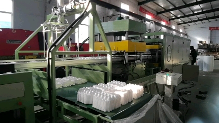 发泡鸡蛋托盘设备,ps泡沫鸡蛋盒机器,鸡蛋托盘生产线,发泡快餐盒泡沫