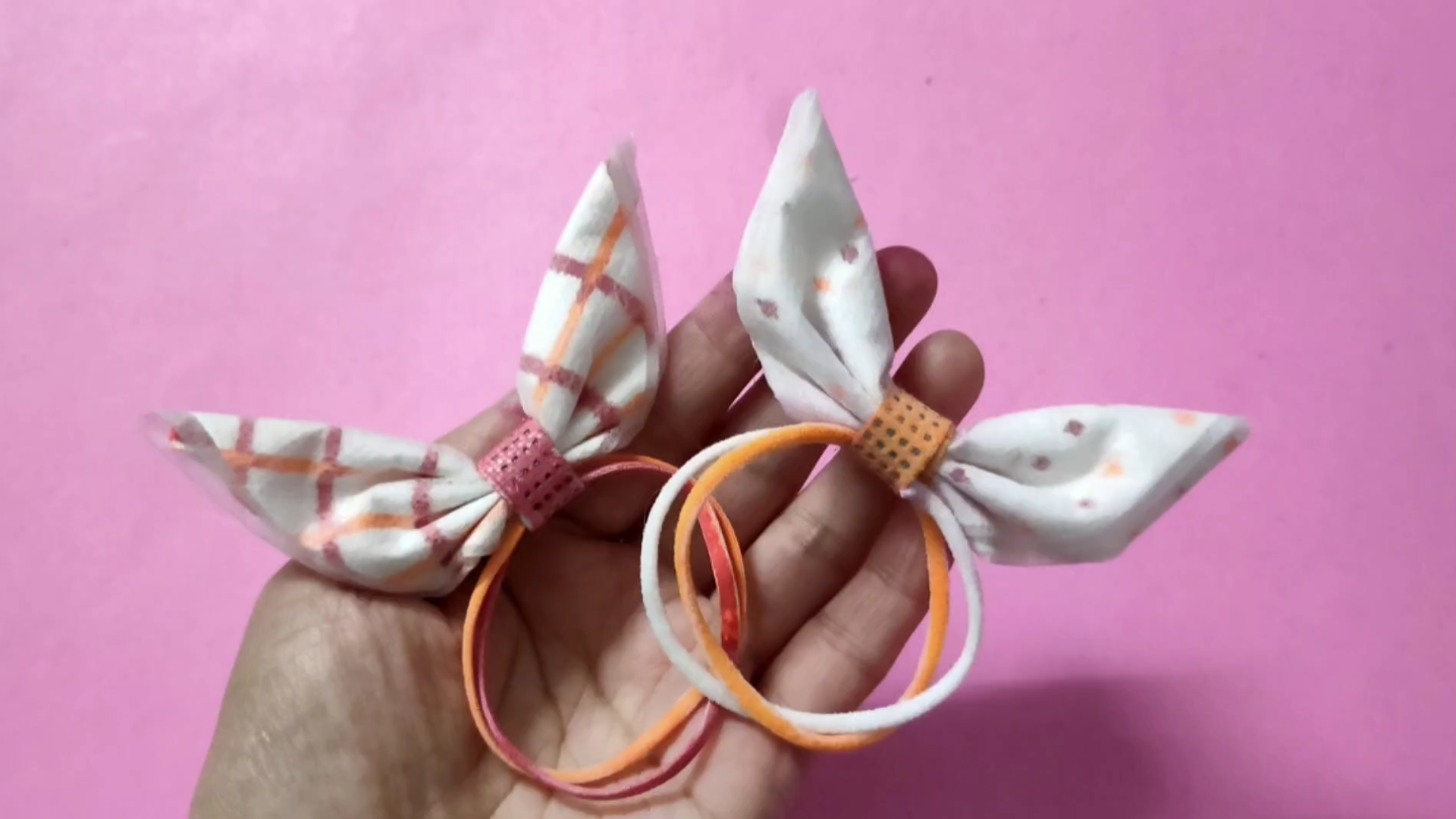 活动  废弃口罩不要丢,消消毒做几个可爱的兔耳朵发圈,做法超简单