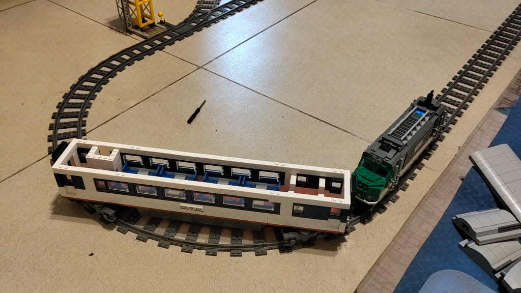 乐高60198车头牵引cp25t跑圈