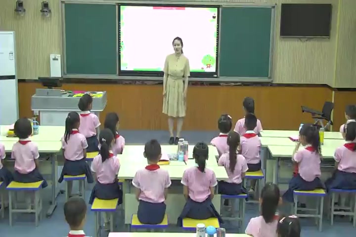 [图]【获奖】湘美版湘教版小学美术一年级上册《19. 蚂蚁搬家》-蔡老师优质课公开课教学视频