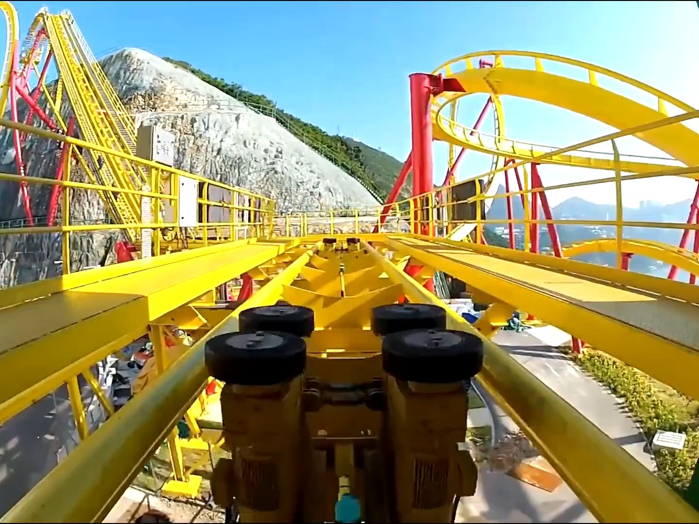 【过山车】香港海洋公园过山车——动感快车