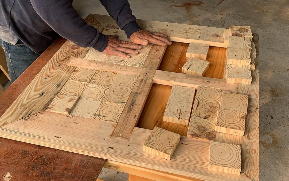 活动  大叔用废弃木材制作精致木桌,过程行云流水,会这手艺的人不多了