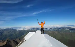 下载视频: 是大二在校生 也是高山向导 记录19岁的一年