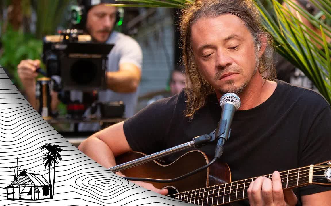 [图]SOJA - Fall Like Rain (Live Acoustic)  Sugarshack Sessions