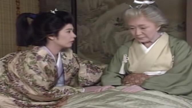 骄傲的月光院真的变了,她冒着危险含泪答应帮病危的天英院完成遗愿