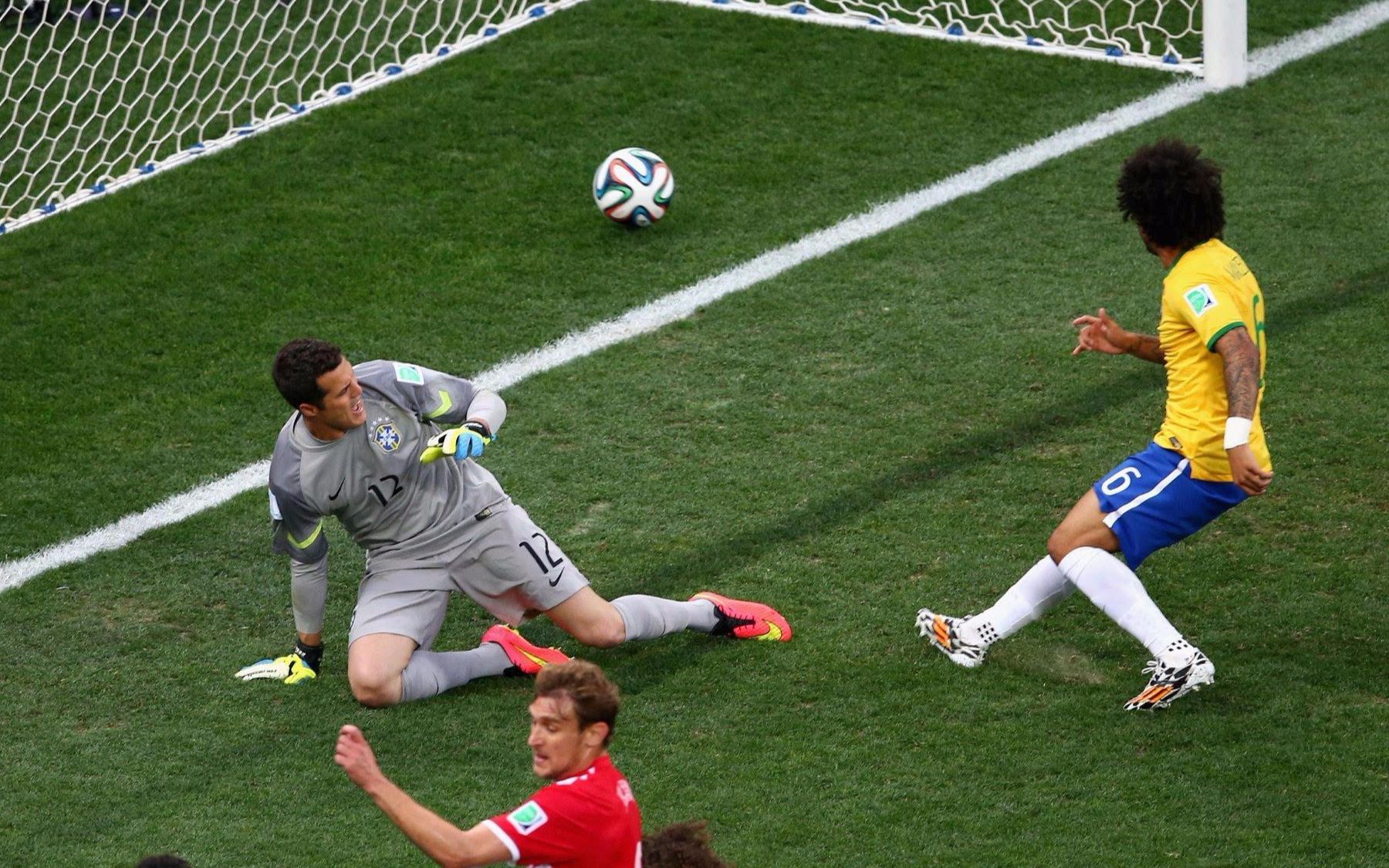 盘点足球界最匪夷所思的30个乌龙球我怀疑我们之中有人买球了而且还买