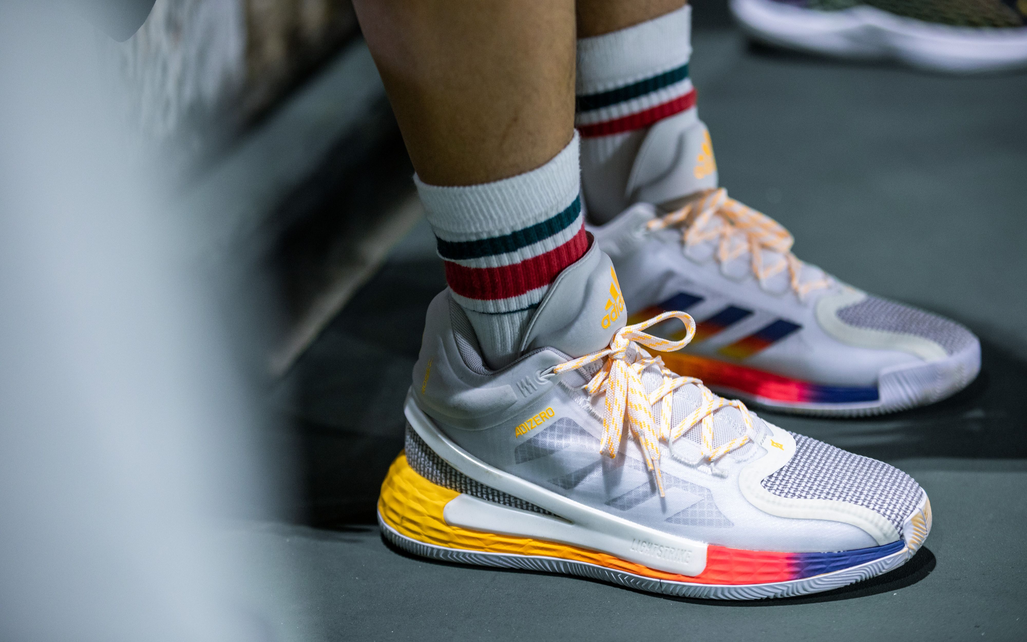 球鞋90秒丨罗斯11实战测评一双团队鞋配置的中端签名鞋