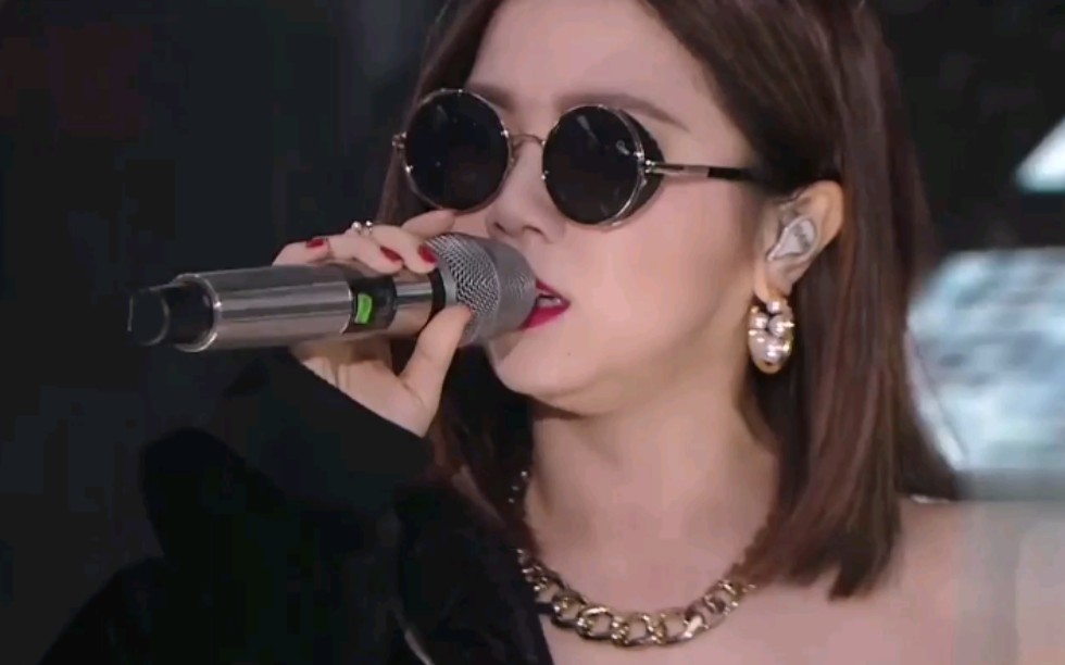 【全程高燃】[蓝光超清 gai&邓紫棋合唱漫步人生路] 愣着干什么,进来