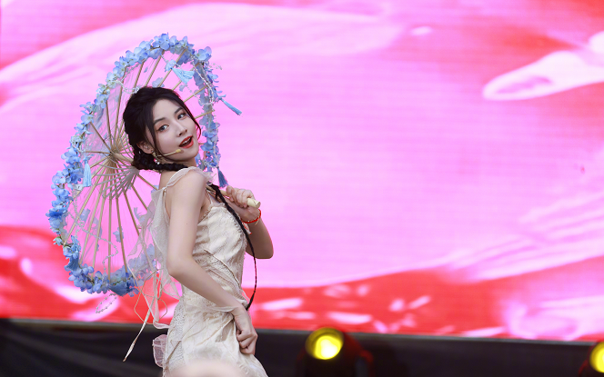 230521 赵粤热舞《见面吧音乐节》in上海欢乐谷外务丨直拍