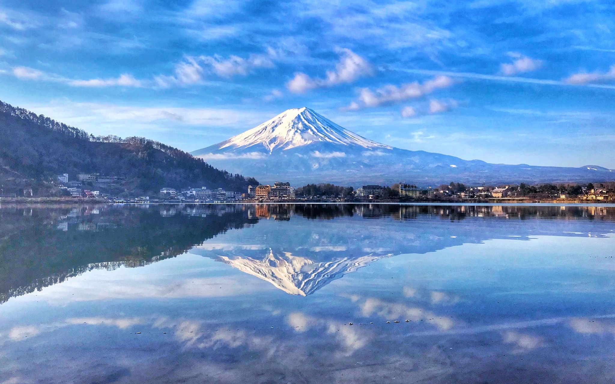 河口湖富士山倒影