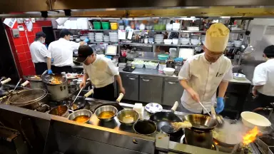 熱烈的中華飯店 熱烈的中華飯店- YouTube