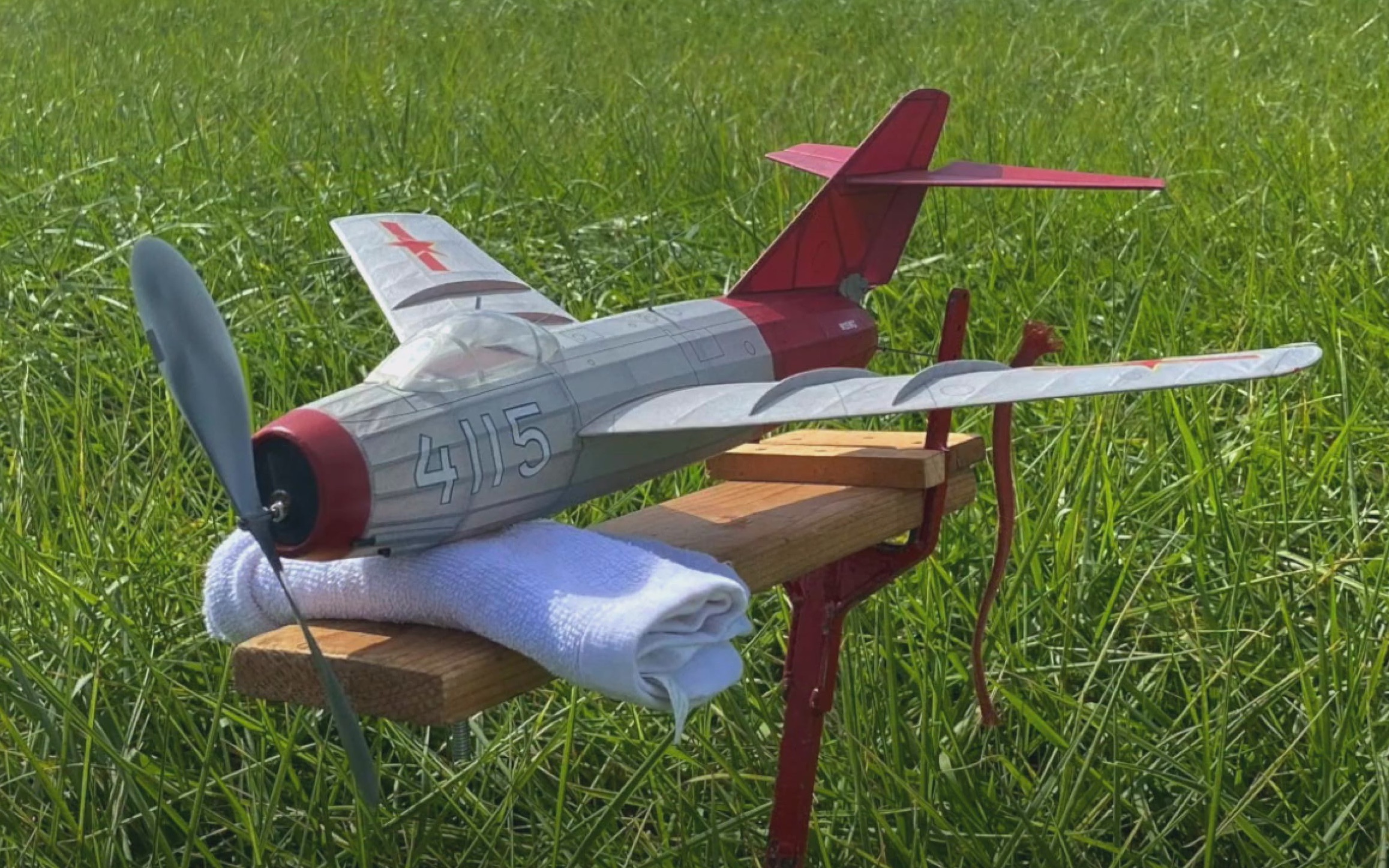 mini轻木飞机 mig-15(附图纸)