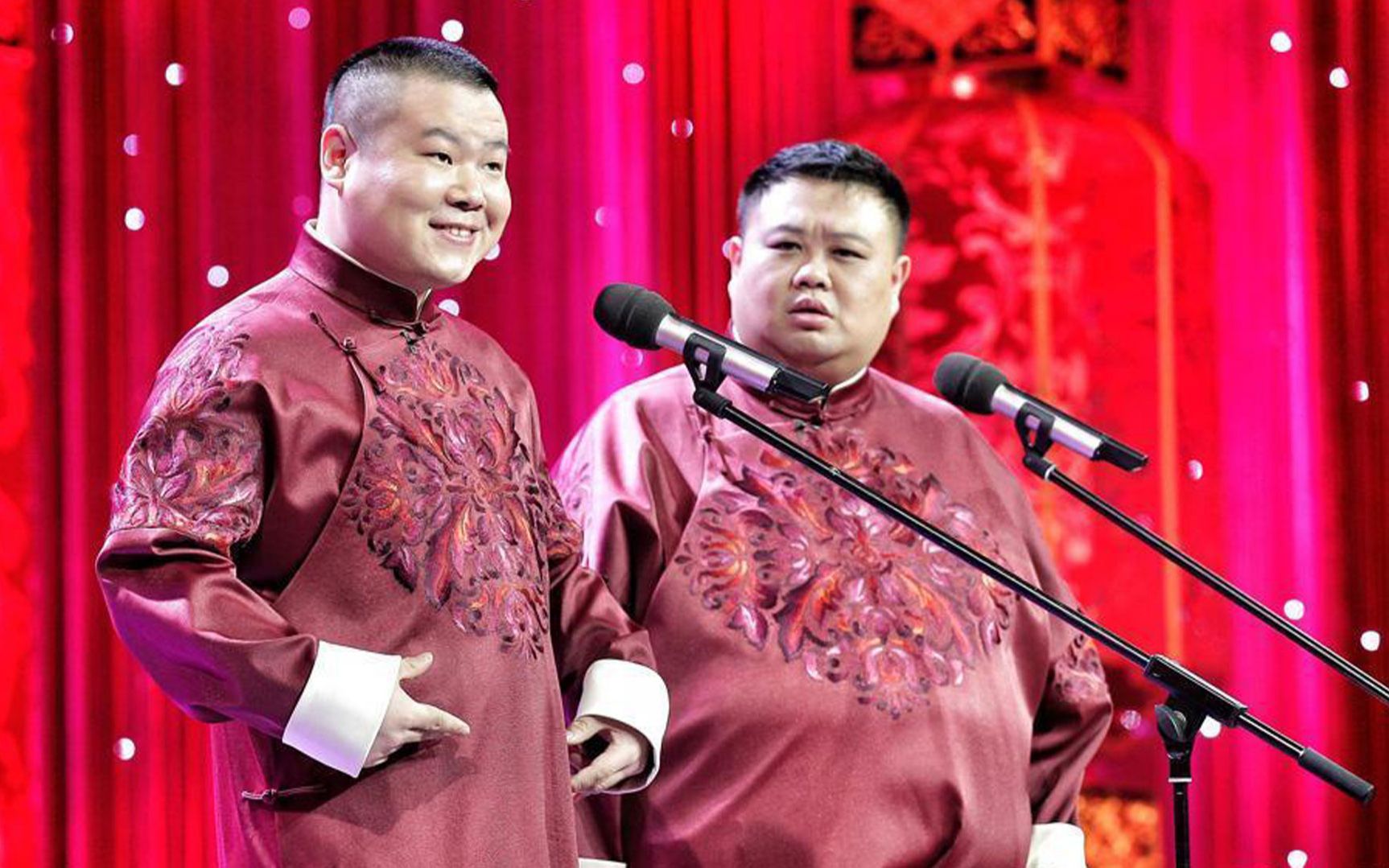 一群歌手愣是没干过一个说相声的,岳云鹏太有才了