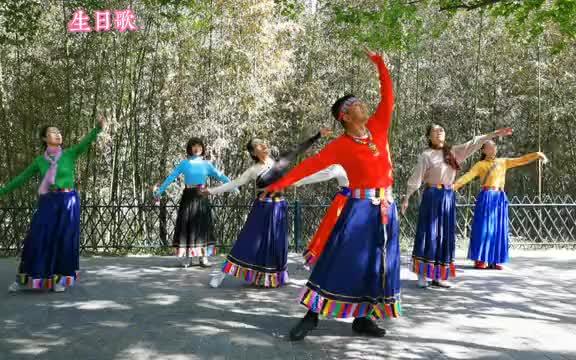 [图]苏科老师教队员《藏族生日歌》音乐十分欢快 舞蹈热情奔放