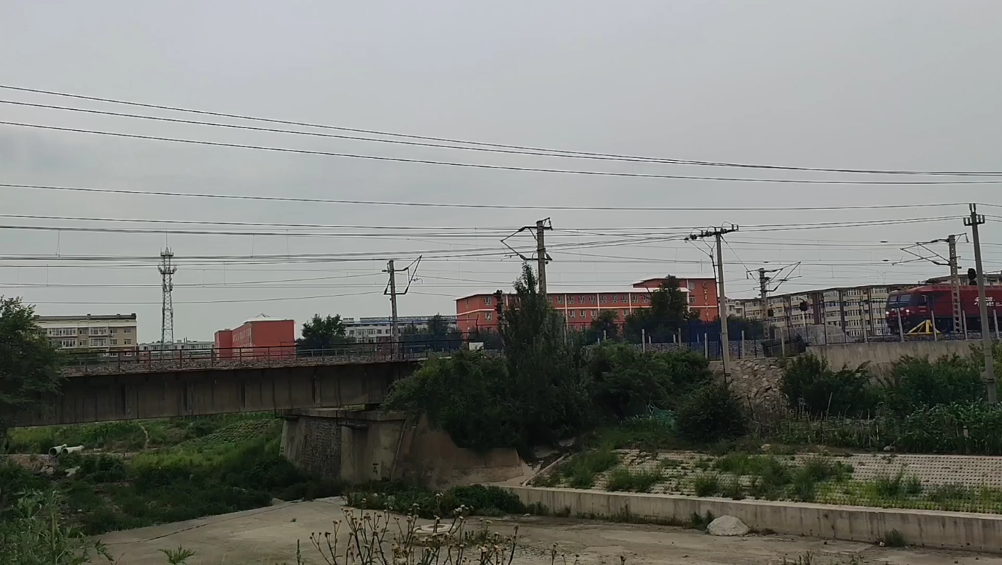 长春——海口z384次公主岭两道通过,沈局沈段hxd3d-0516