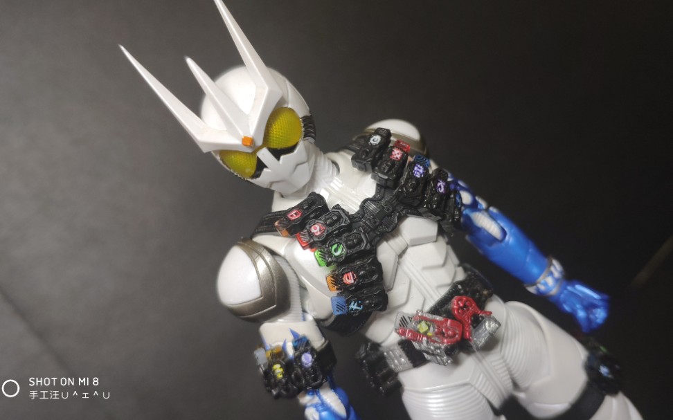 稀里糊涂收下的e哥(777077)假面骑士eternal真骨雕!