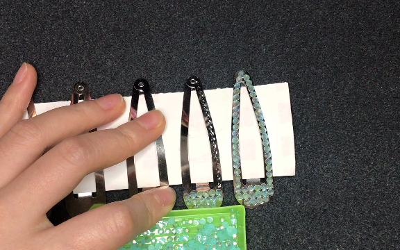 适合冬天在家做的手工活粘钻发夹