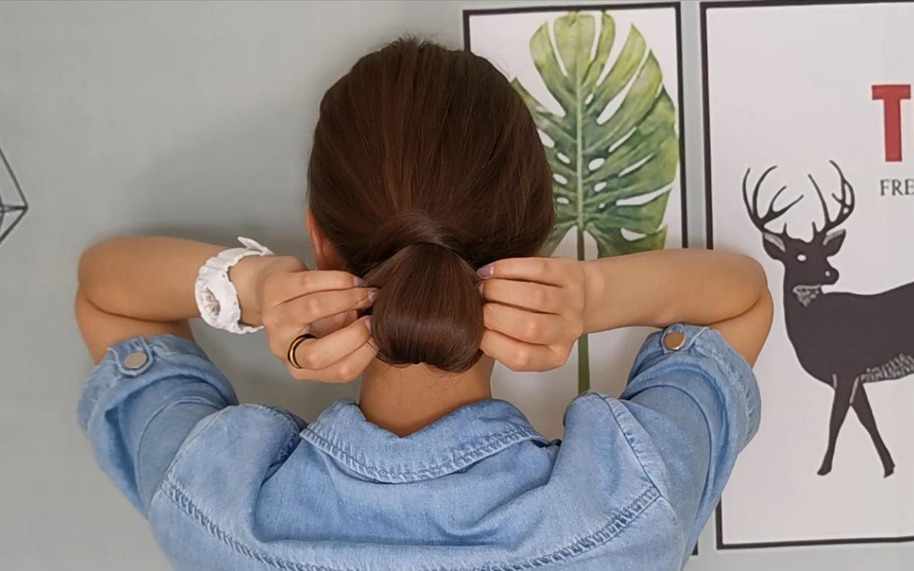 【时尚编发】夏天高温试试这样扎头发,干净清爽又凉快,穿连衣裙牛仔裤