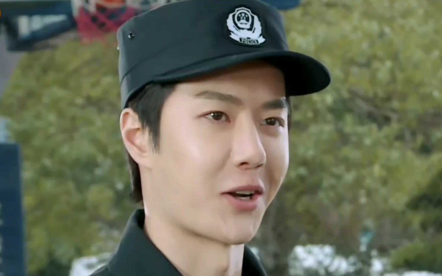 王一博制服的诱惑法警的一天