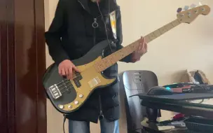 Descargar video: 【贝斯】五月天 香水 FLY TO 2022 BASS COVER