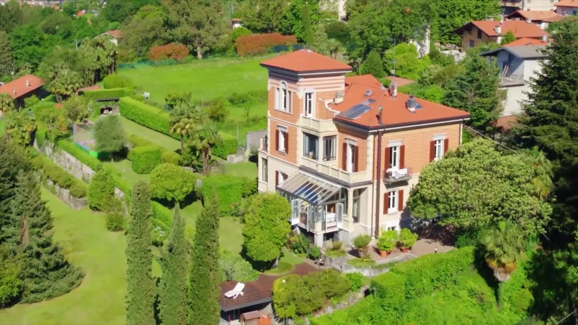 豪宅赏析:滨海山头传统风格美式居家的宅邸