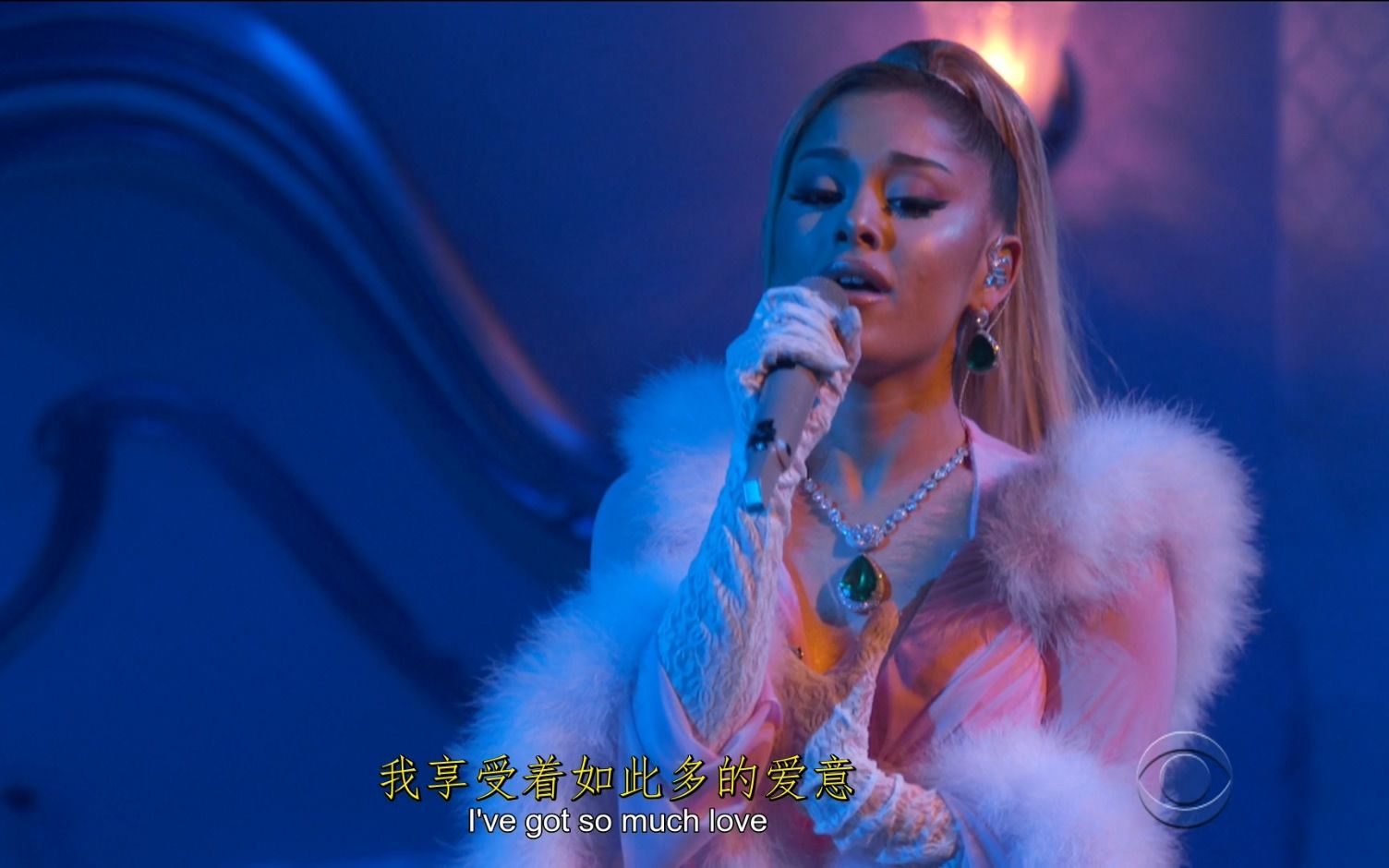 [图]Ariana Grande《7 Rings/My Favourite Things》第62届格莱美现场【中英字幕1080P高码率】