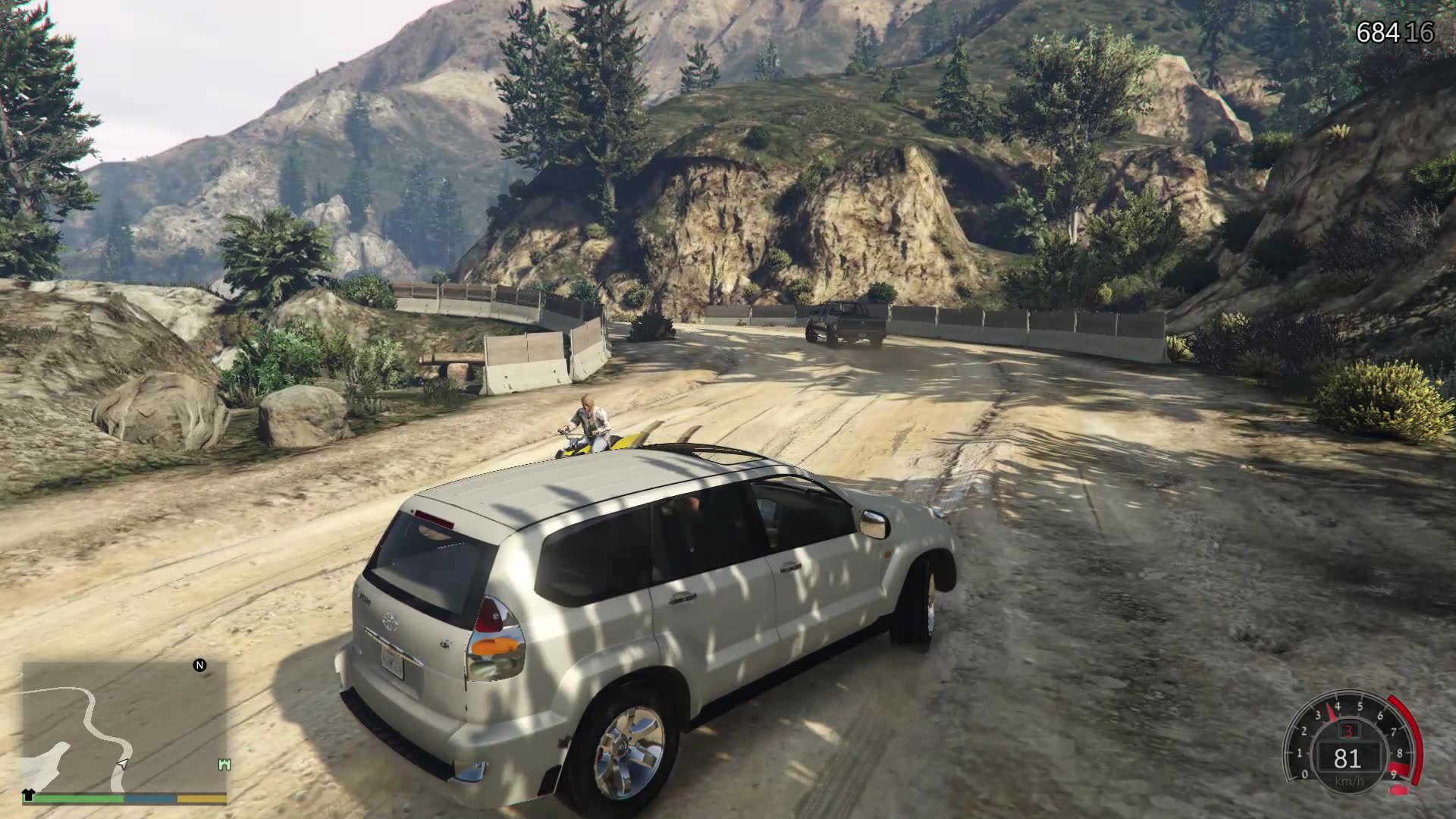 gta5:老普拉多来啦,快来看看啥叫宝刀未老_哔哩哔哩 (゜-゜)つロ 干杯