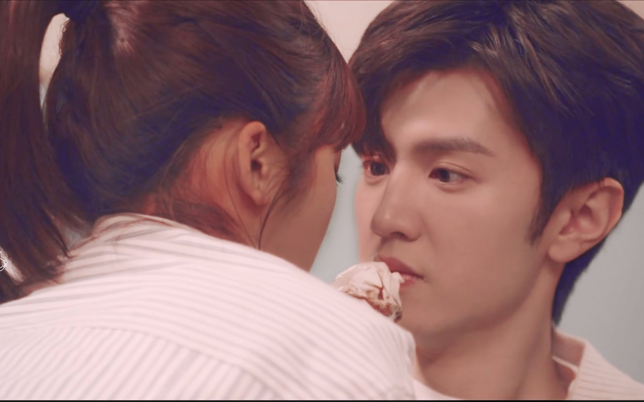 {沈月×陈哲远}月远之夜吻戏,索吻原片花絮合集-按拍摄顺序剪辑的全糖