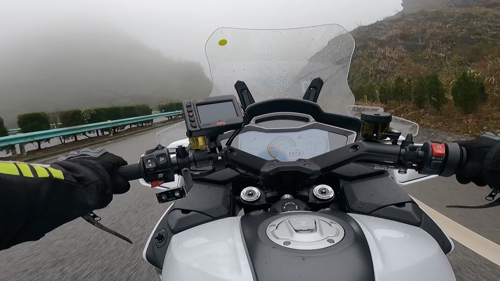 春风大国宾1250trg高速巡航