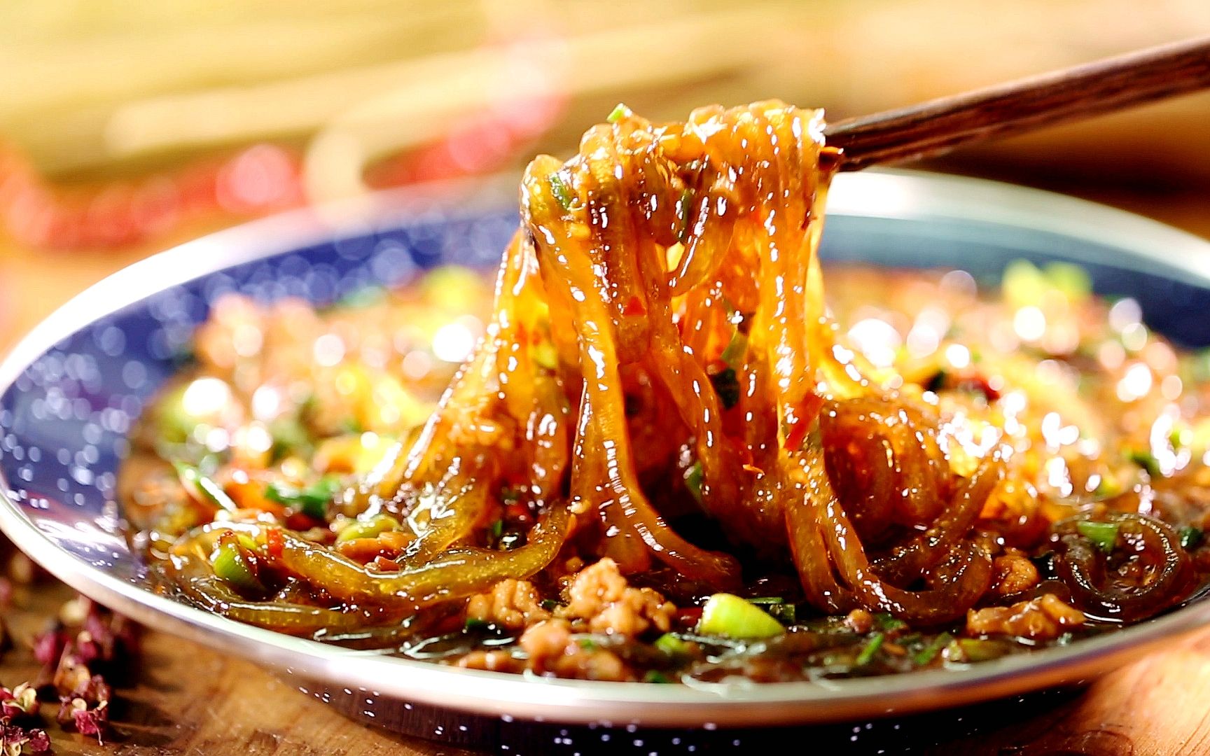 【火筵家常 臊子粉条】蚂蚁上树和这道臊子粉条不一样_哔哩哔哩_bili