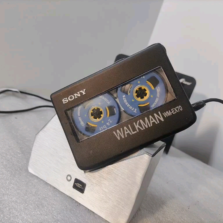 索尼随身听wm-ex70《小小》