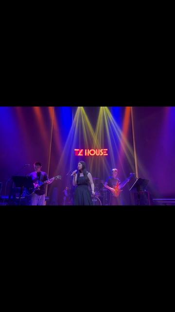 你说把爱渐渐放下会走更远