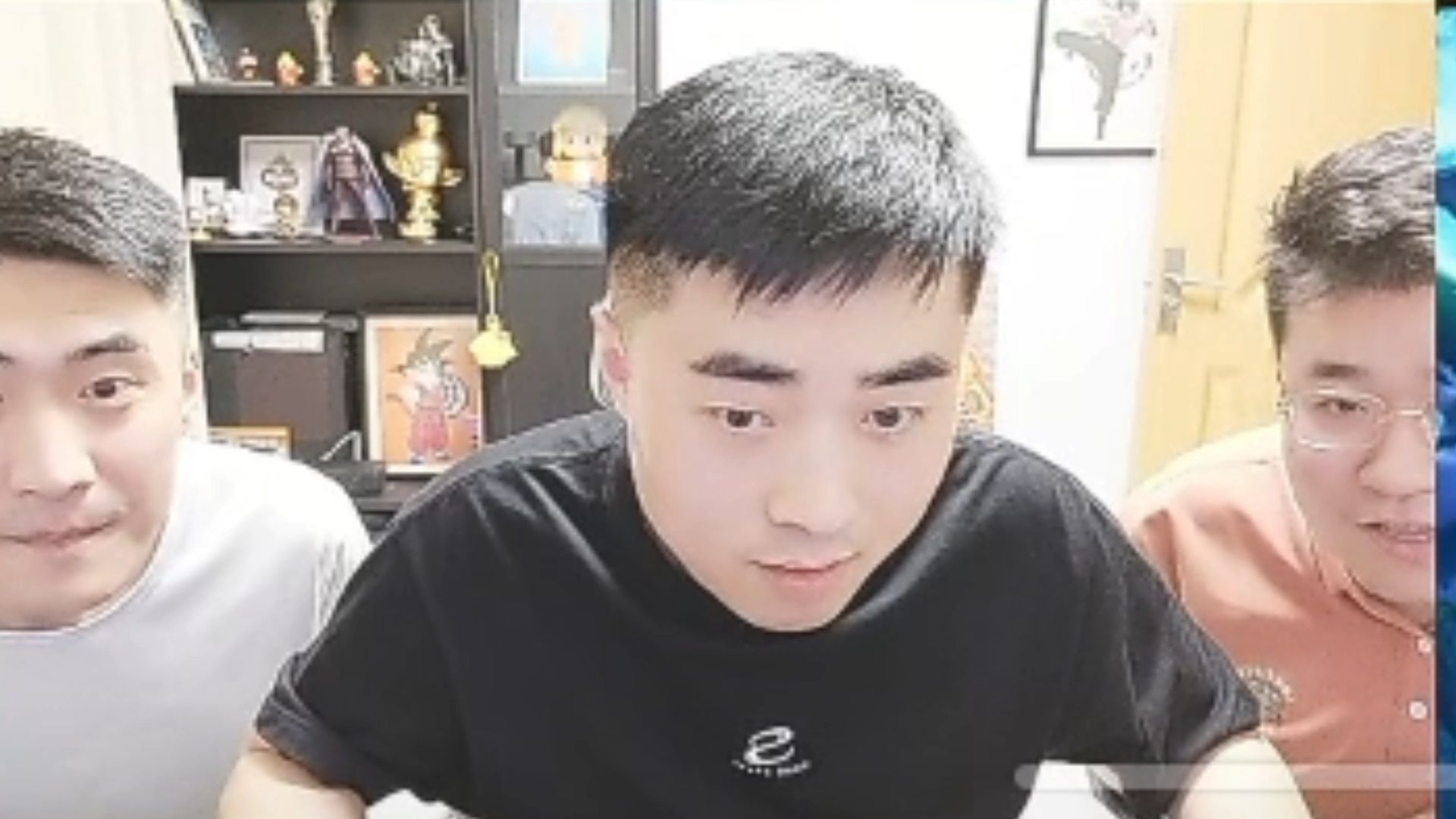 一阵雨和泣雨两人二通人造神困难,伤害太猛了,10分钟通关,最后直接出