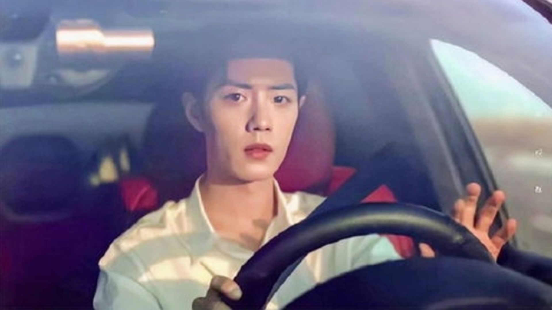 肖战开245万奔驰大g,再看到杨紫的座驾,网友:绝配