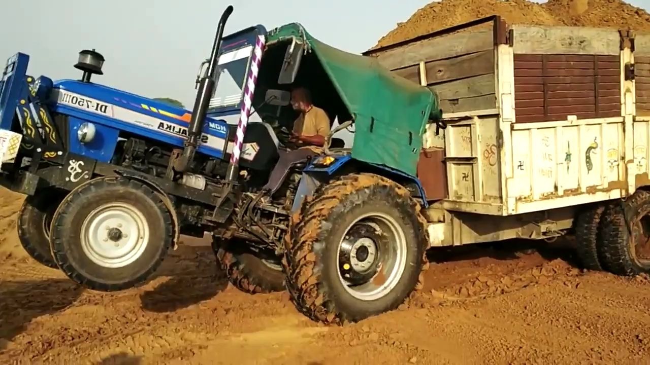 把拖拉机当坦克开,不服印度人不行!