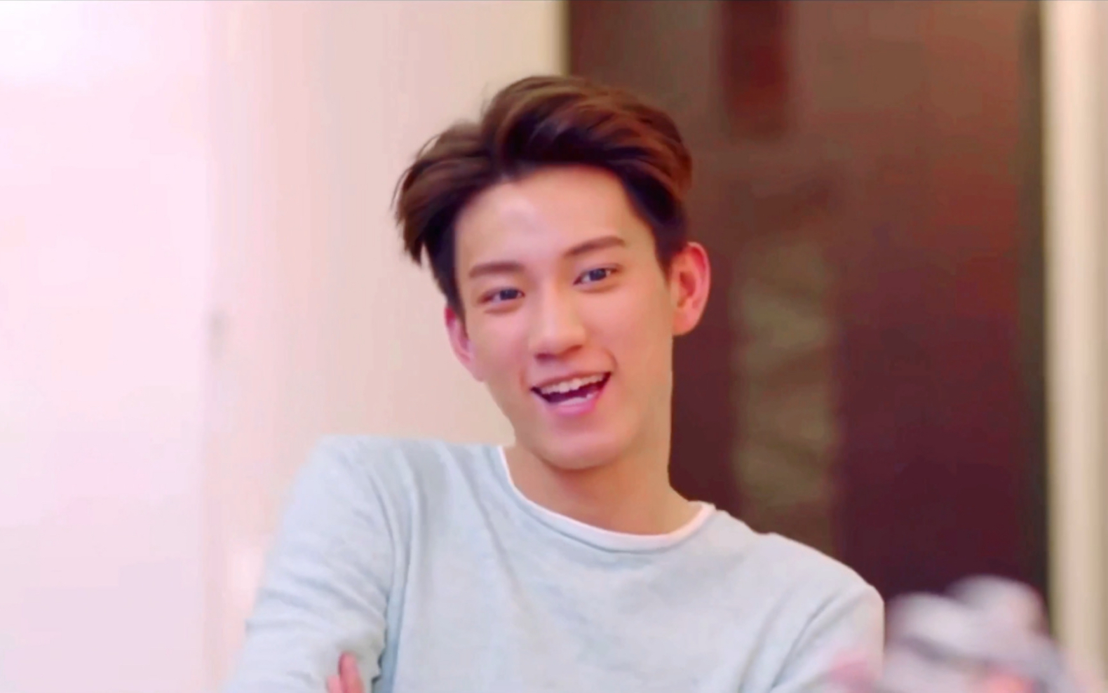 【王子奇】这公检法的颜笑起来还挺甜!_哔哩哔哩_bilibili