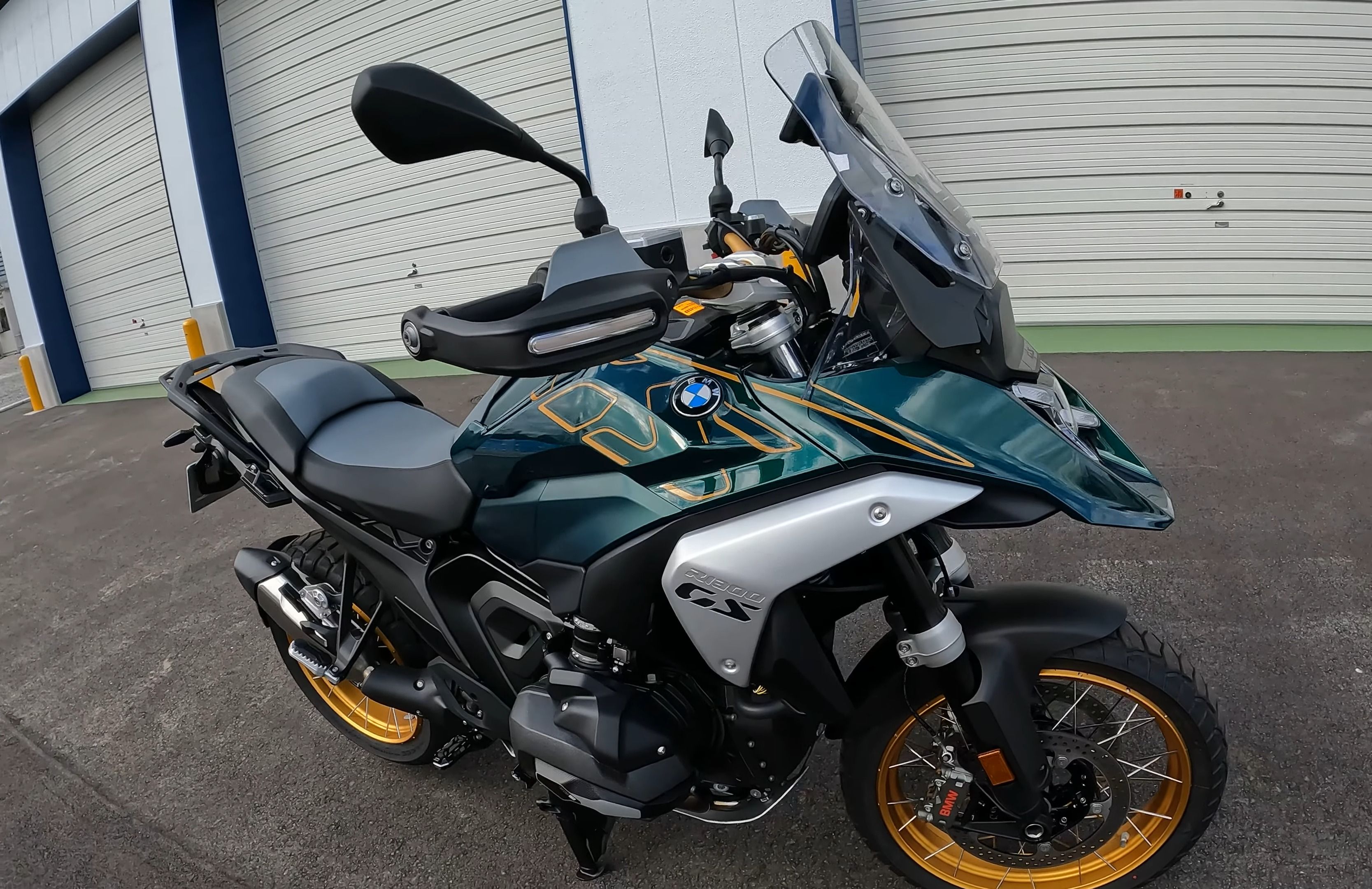 bmw 摩托车 haneda bmw r1300 gs 首次乘坐和评论