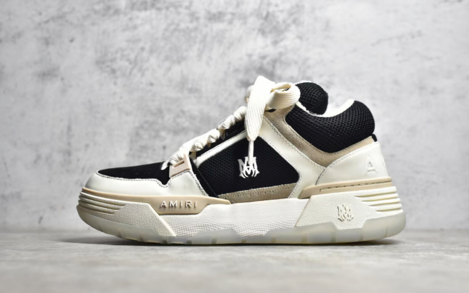 埃米尔 amiri 2023 ma-1 黑白皮面包鞋_哔哩哔哩_bilibili