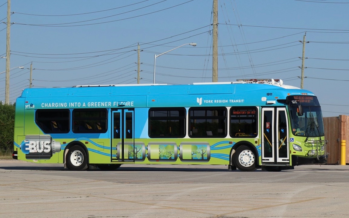 约克区首台纯电动公车lc的pov90约克区公车55路戴维斯径纯电动巴士