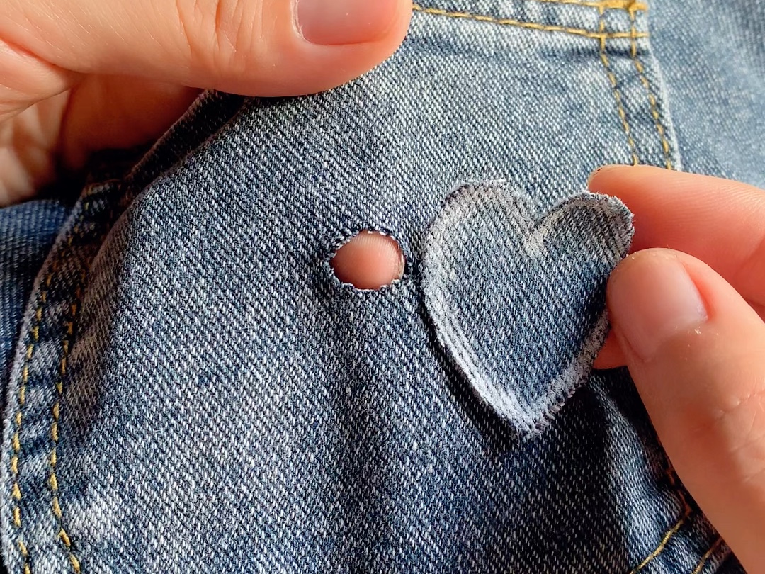 衣服破洞爱心来补