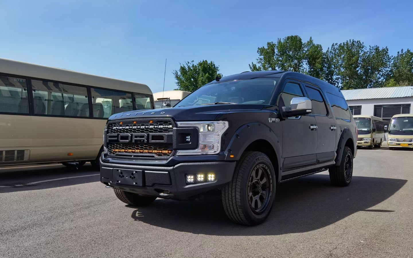 福特f150猛禽玩转花样,限量版盔甲武士套装,比探路者更勇猛_哔哩哔哩