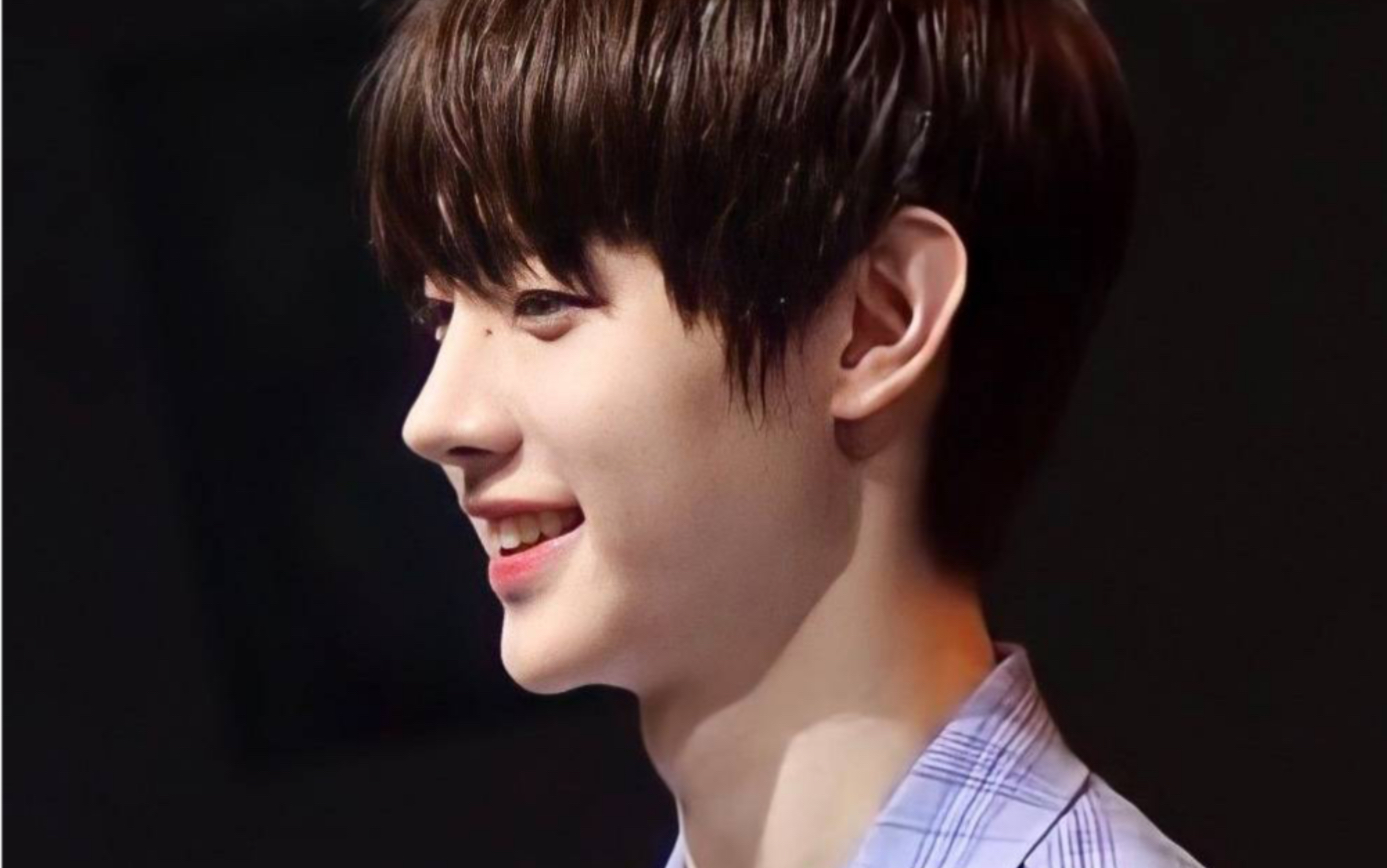 朴成训 08 比夏日蓝莓更甜美爽口的清秀美少年 cha