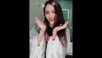 外国人看 抖音男生女装 评论翻译 Omg不敢相信 哔哩哔哩 Bilibili 外国人看 抖音男生女装 评论翻译 Omg不敢相信 哔哩哔哩 Bilibili